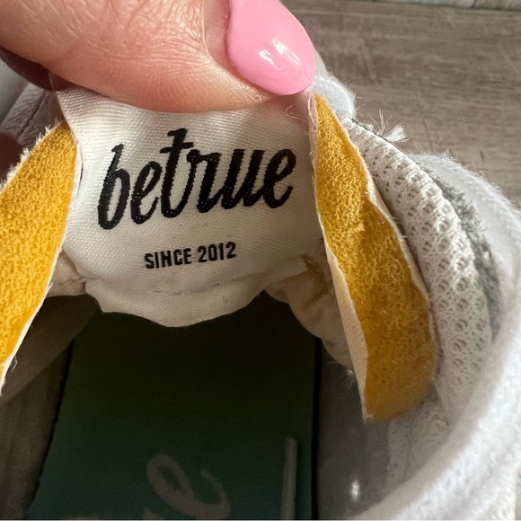 Nike Blazer Low 77 "Be True (2021)" sneakers 10 - Picture 6 of 8